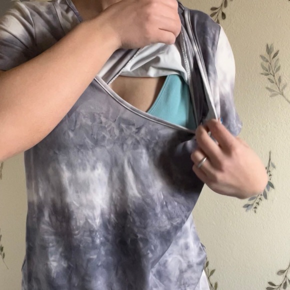 Tie Die Nursing Top - Picture 3 of 6
